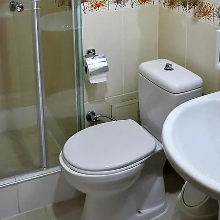 Elan Pera Hotel 3*