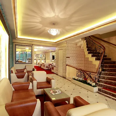 Elan Pera Hotell