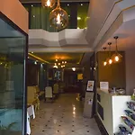 Elan Pera 3*