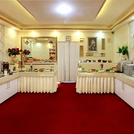 Otel Elan Pera